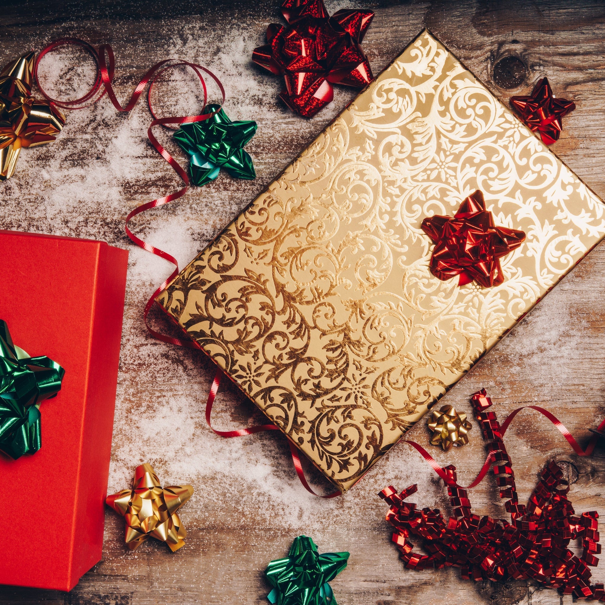 Top 5 Christmas Gifts to Buy for Family &amp; Friends (2025 Edition – USA)